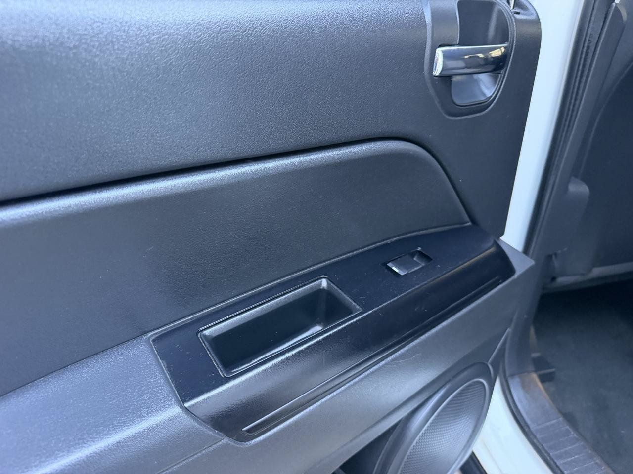 Used 2014 Jeep Patriot Sport w/ Power Value Group FWD image 31