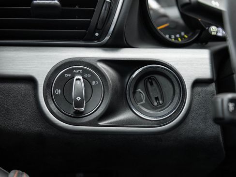 Certified 2018 Porsche 911 GT3 image 17