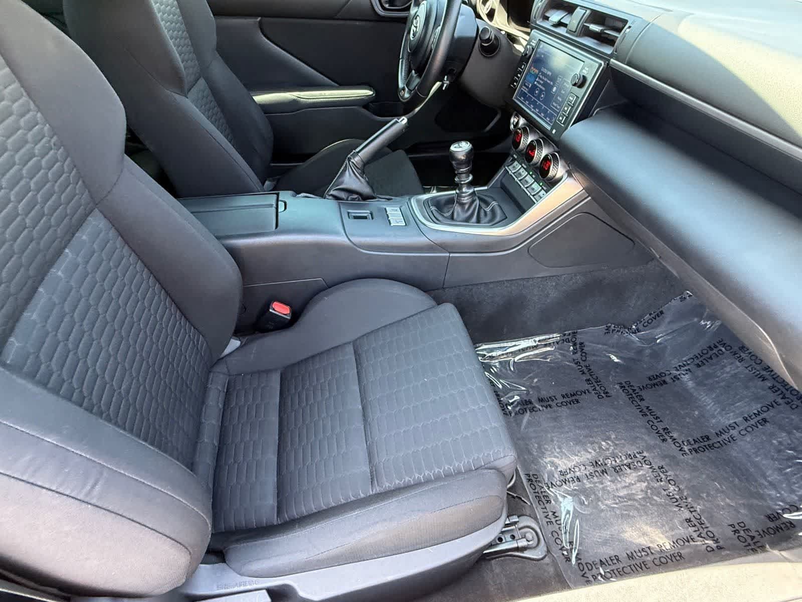 Used 2023 Toyota GR86 w/ ALL Weather Mat Package (TMS) RWD image 33