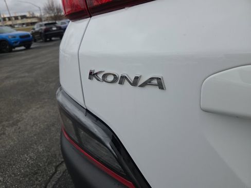 Used 2023 Hyundai Kona SEL image 11
