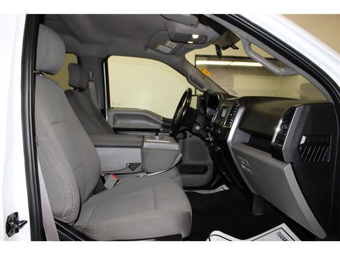 Used 2016 Ford F150 XLT w/ Trailer Tow Package image 21