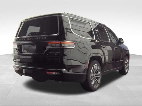 Used 2025 Jeep Grand Wagoneer Series III AWD/4WD image 6