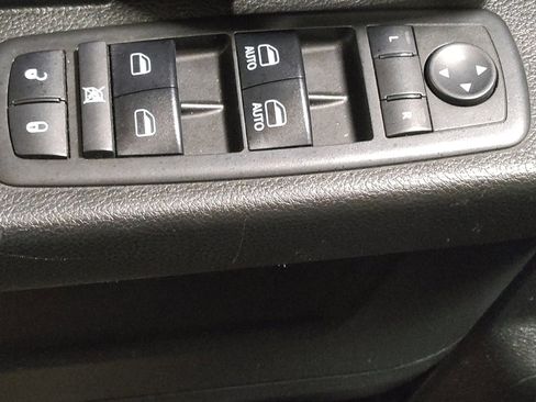 Used 2019 RAM 1500 Express RWD image 27
