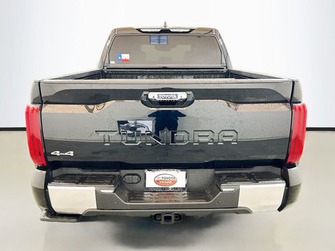 Used 2024 Toyota Tundra Limited w/ Power Package AWD/4WD image 5