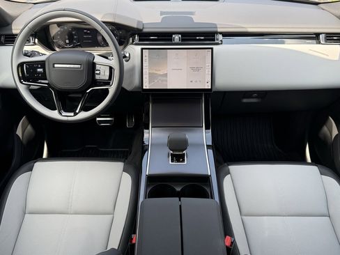 New 2026 Land Rover Range Rover Velar Dynamic SE image 17