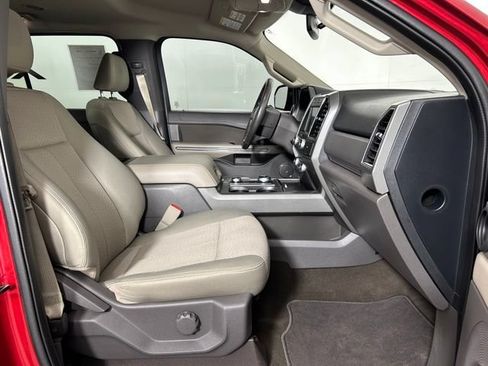 Used 2021 Ford Expedition XLT AWD/4WD image 9