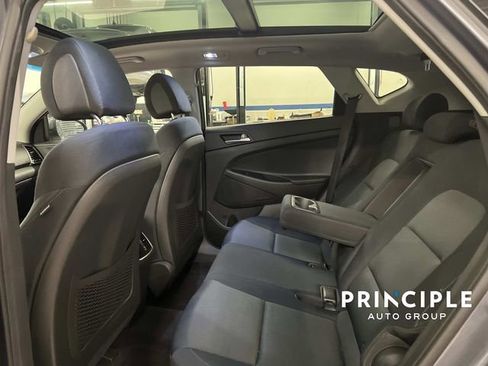 Used 2018 Hyundai Tucson Value w/ Cargo Package image 25