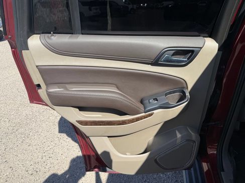 Used 2019 Chevrolet Tahoe LT w/ Luxury Package AWD/4WD image 24