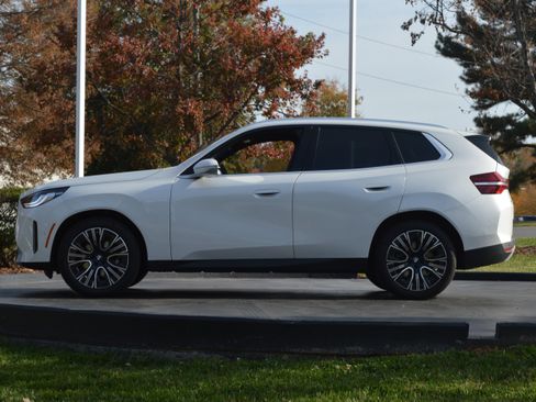 Used 2026 BMW X3 xDrive30 w/ Convenience Package image 8