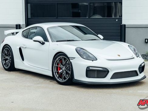 Used 2016 Porsche Cayman GT4 image 38