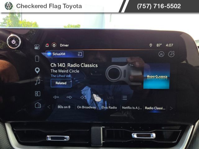 Used 2025 Chevrolet Equinox LT w/ Convenience Package II FWD image 20
