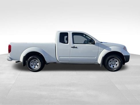 Used 2019 Nissan Frontier S RWD image 8
