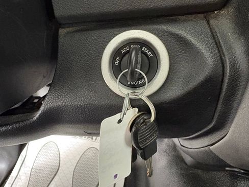 Used 2015 RAM 1500 Tradesman RWD image 27