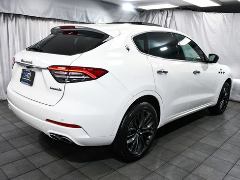 Used 2024 Maserati Levante GT Ultima AWD/4WD image 6