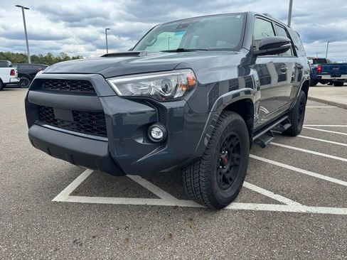 Used 2024 Toyota 4Runner TRD Off-Road Premium w/ Moonroof Package AWD/4WD image 5