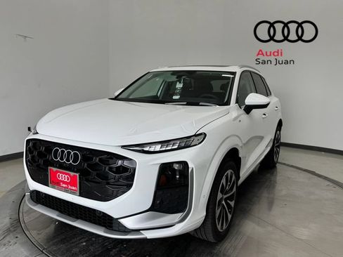 New 2026 Audi Q3 quattro 2.0T AWD/4WD image 3