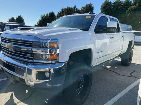 Used 2018 Chevrolet Silverado 2500 LTZ w/ Duramax Plus Package image 3
