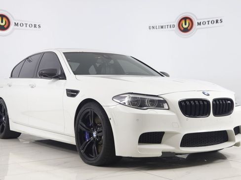 Used 2015 BMW M5 RWD image 22