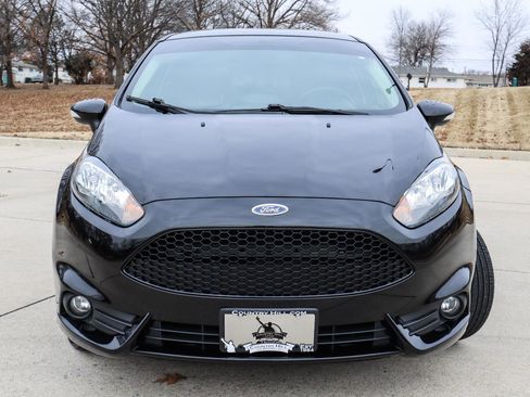 Used 2019 Ford Fiesta ST-Line w/ ST Line Cold Weather Package image 15