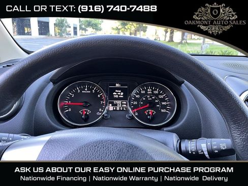 Used 2013 Nissan Rogue S FWD image 25