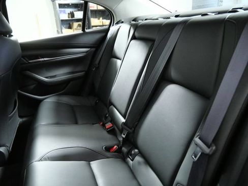 Used 2024 MAZDA MAZDA3 s FWD image 14