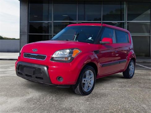 Used 2010 Kia Soul + w/ Audio Pkg image 5
