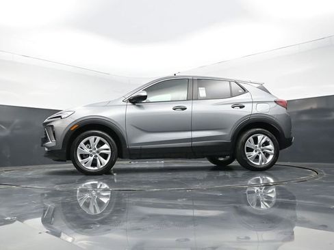 Used 2025 Buick Encore GX Preferred AWD/4WD image 47