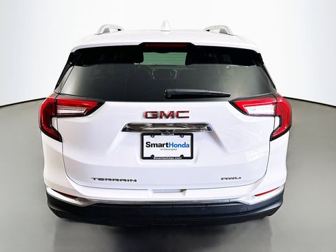 Used 2023 GMC Terrain SLT AWD/4WD image 6