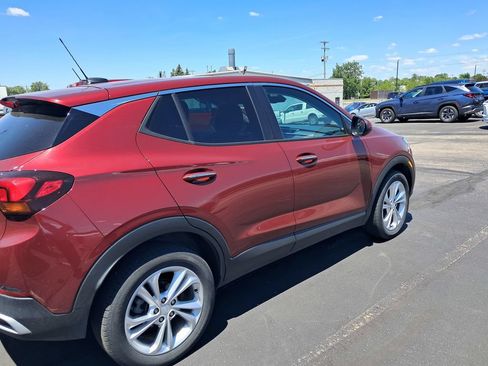 Used 2023 Buick Encore GX Preferred w/ Cold Weather Comfort Package FWD image 7