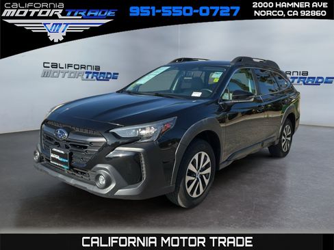 Used 2023 Subaru Outback Premium AWD/4WD image 1