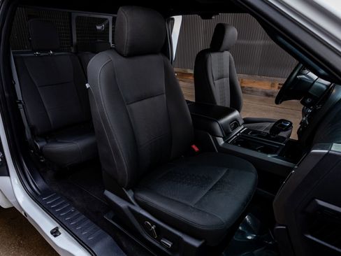 Used 2018 Ford F150 XLT w/ Equipment Group 302A Luxury AWD/4WD image 28