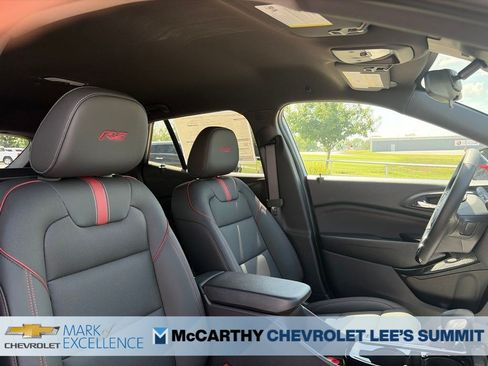 New 2026 Chevrolet Trax RS FWD image 25