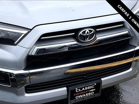 Used 2023 Toyota 4Runner Limited image 30
