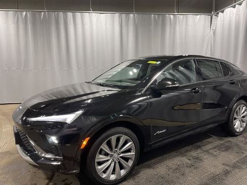New 2025 Buick Envista Avenir image 3
