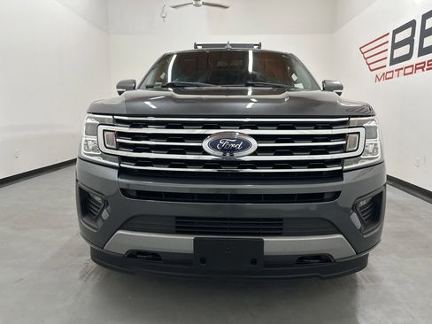 Used 2019 Ford Expedition XLT w/ Equipment Group 202A AWD/4WD image 3