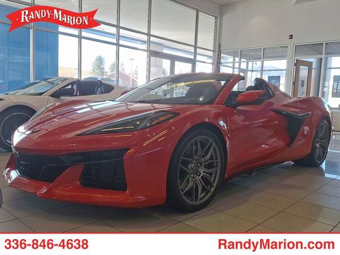 Used 2024 Chevrolet Corvette Z06 image 1