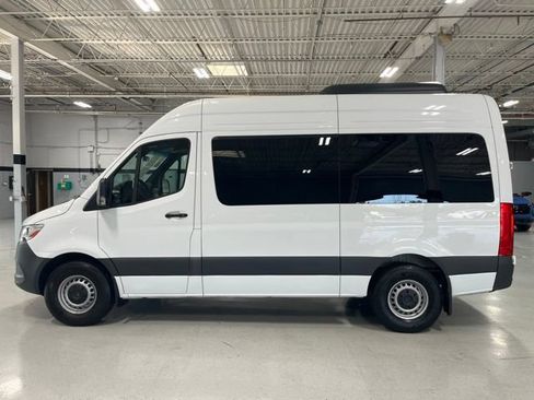Used 2024 Mercedes-Benz Sprinter 2500 image 4