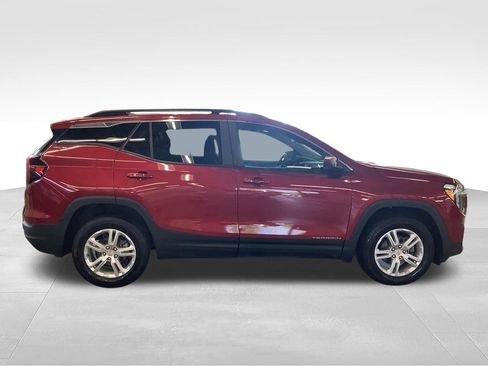 Used 2022 GMC Terrain SLE w/ Driver Convenience Package AWD/4WD image 7
