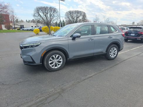 Used 2024 Honda CR-V LX image 4