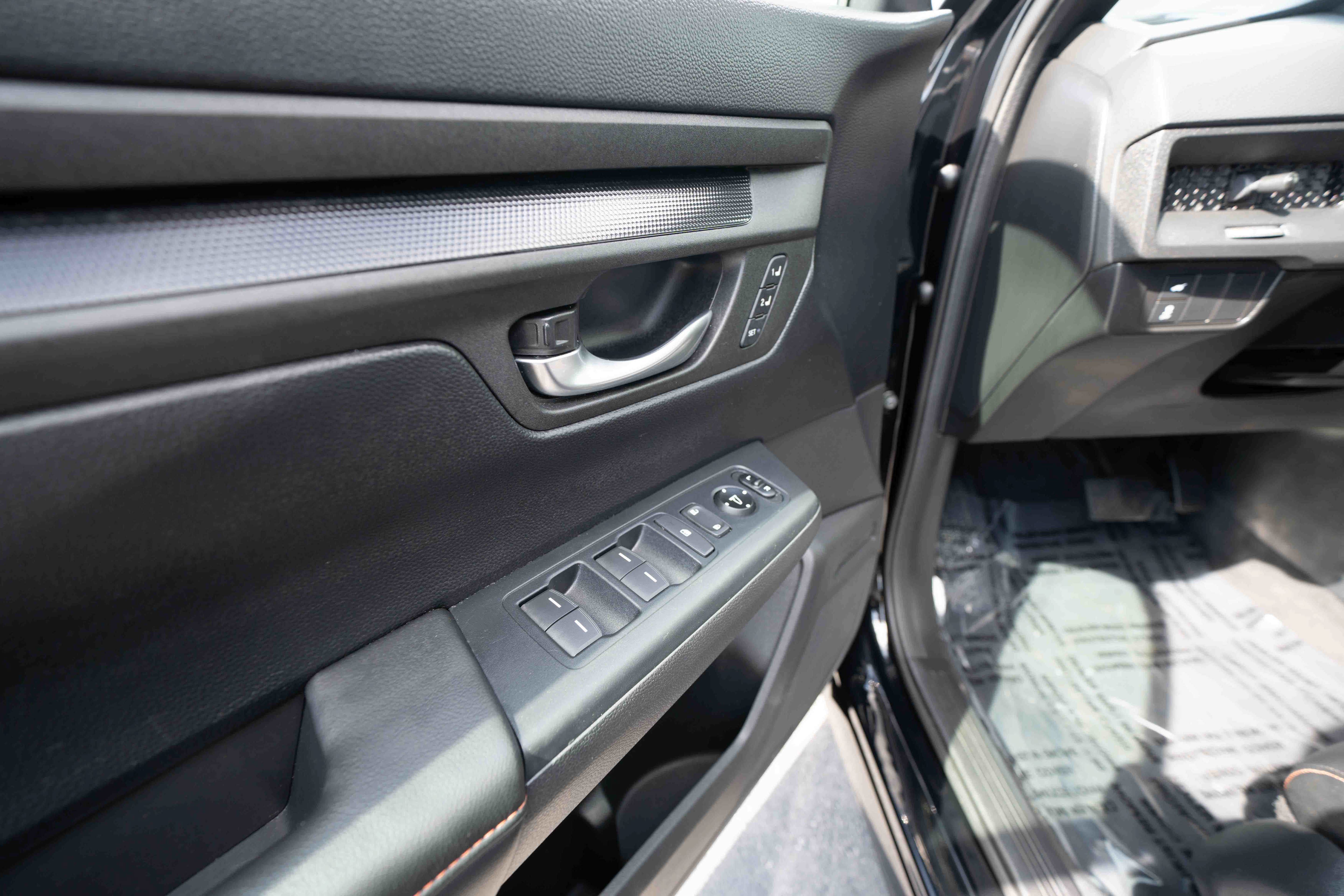 Used 2024 Honda CR-V Sport-L image 7