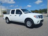 Used 2019 Nissan Frontier SV image 2