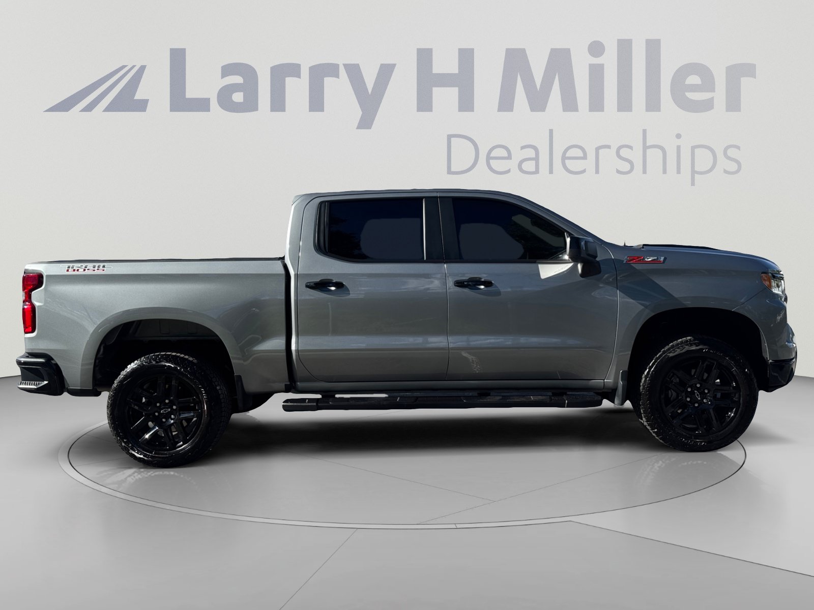 Used 2026 Chevrolet Silverado 1500 LT Trail Boss w/ Convenience Package II AWD/4WD image 6
