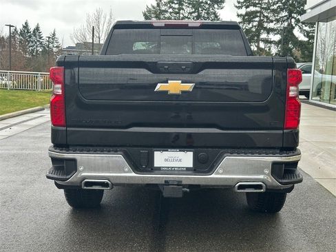 Used 2024 Chevrolet Silverado 1500 LT image 4