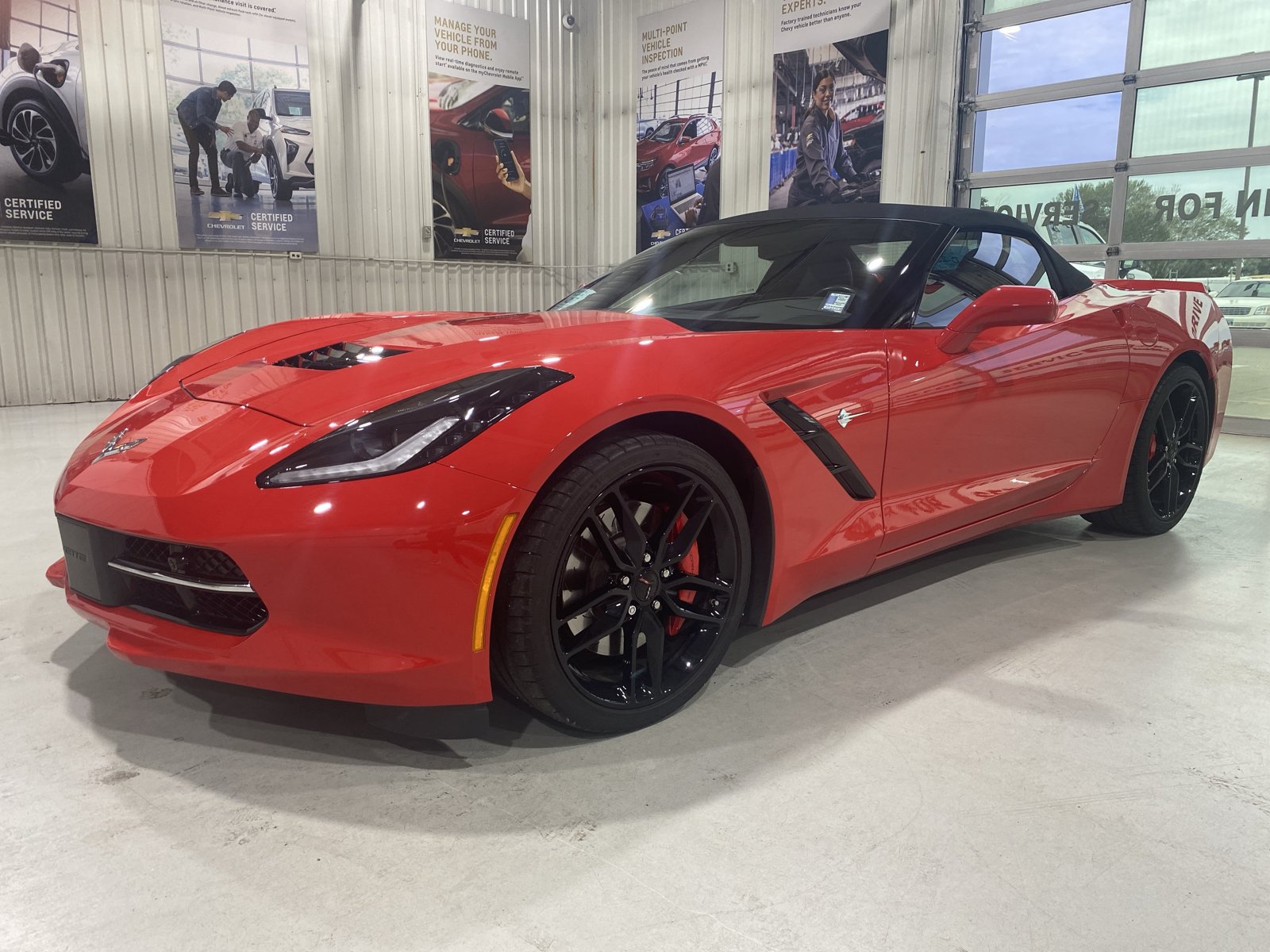 Used 2017 Chevrolet Corvette Stingray Convertible RWD image 4
