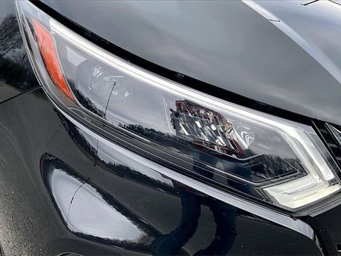 Used 2022 Nissan Rogue Sport SL w/ Premium Package image 28