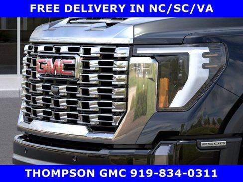 New 2025 GMC Sierra 2500 Denali w/ Denali Reserve Package image 16