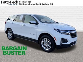Used 2023 Chevrolet Equinox LT w/ Driver Convenience Package image 1
