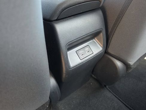 Used 2024 Toyota Corolla LE FWD image 10