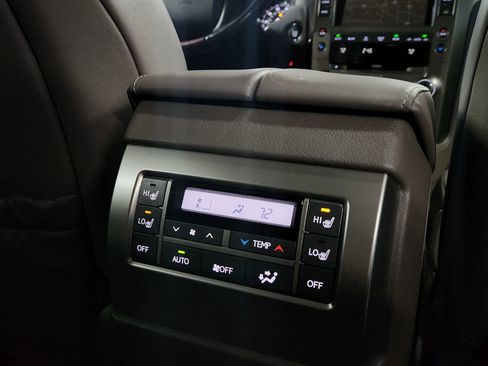 Used 2016 Lexus GX 460 Luxury image 17