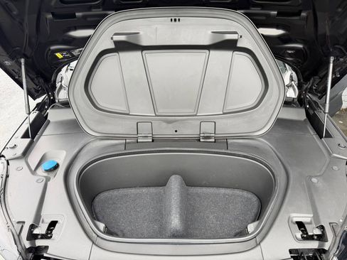 Used 2023 Volvo C40 P8 Recharge Ultimate image 49